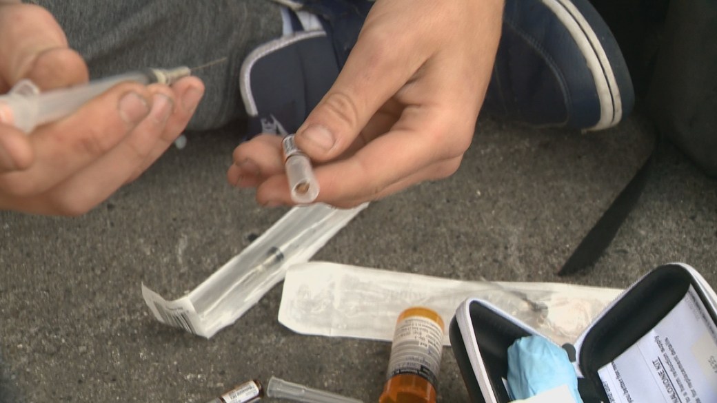 ‘;不起作用”:卑诗省警察局长撤回对除罪化的支持