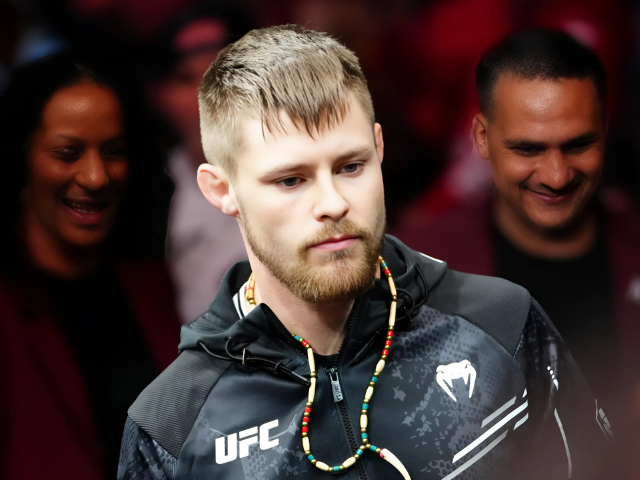 观看：UFC选手布莱斯·米切尔对希特勒“好人”的疯狂评论